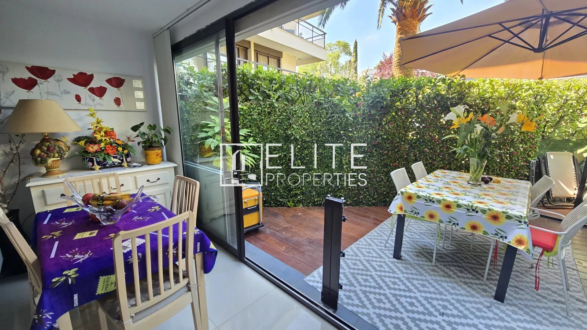 APPARTEMENT 2 PIÈCES DE 33m² + PISCINE, PARKING ET CAVE – MANDELIEU