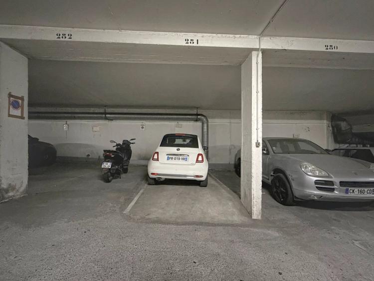 CANNES – BASSE CALIFORNIE – 2 PIÈCES – GRANDE TERRASSE OUEST – VUE DÉGAGÉE