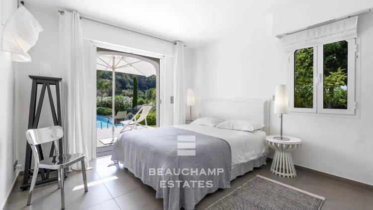 Villa provençale 4 chambres avec piscine - Valbonne