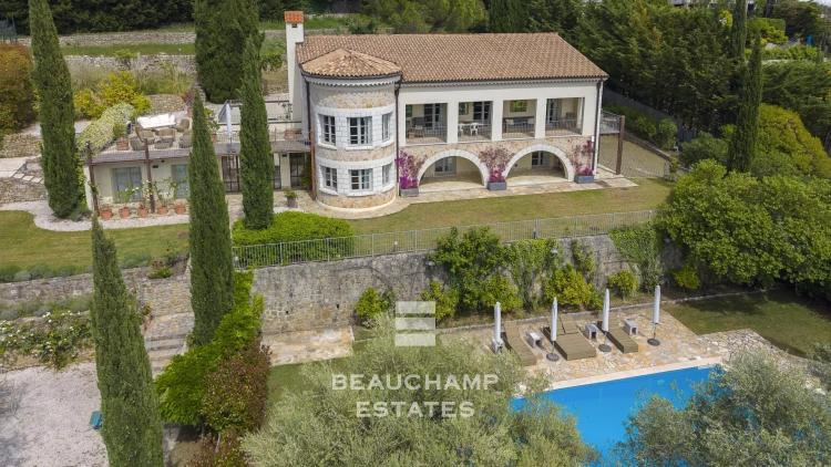 Propriété provençale en pierre 5 chambres avec vue mer - Grasse