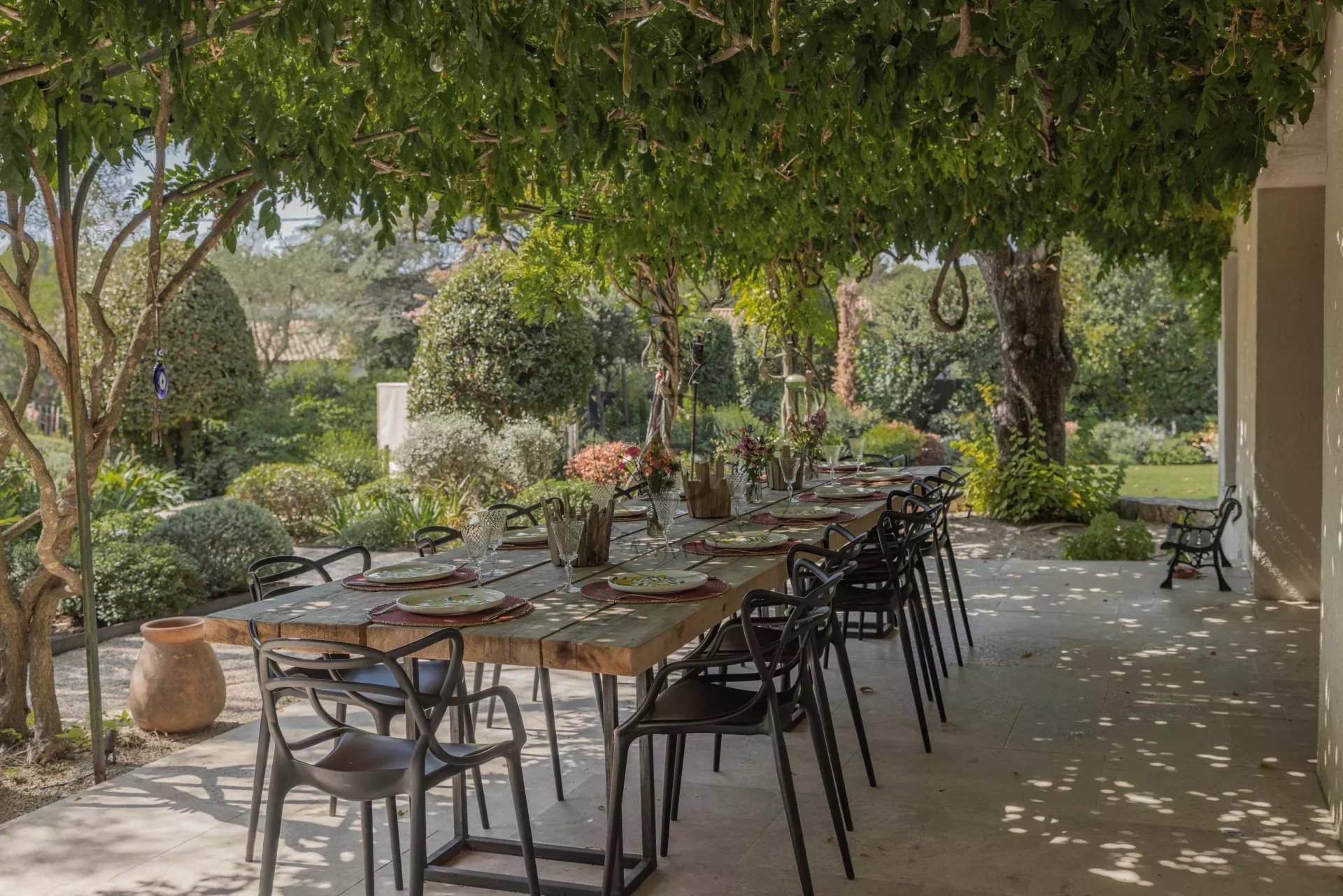 MOUGINS – PROPRIÉTÉ EN PIERRE RÉNOVÉE