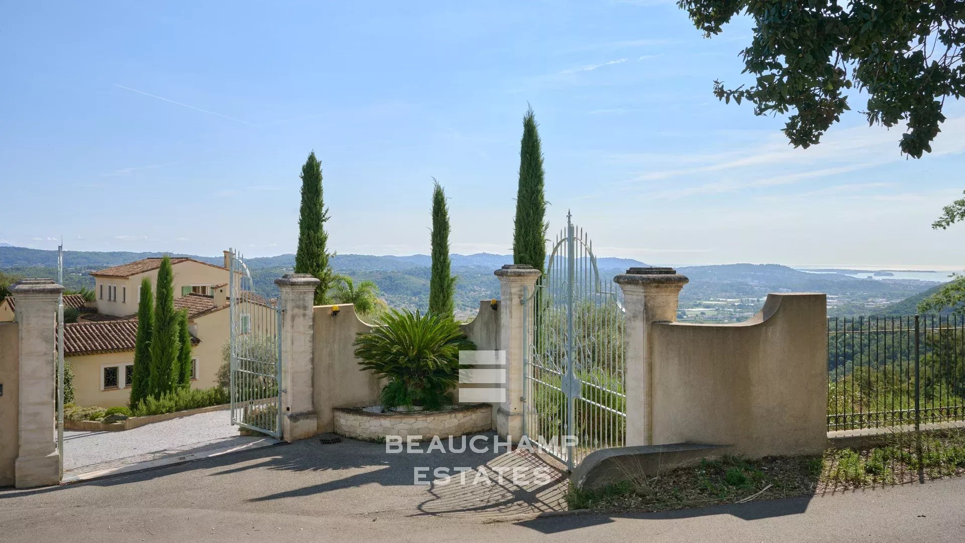 Villa provençale avec vue panoramique sur les collines - Pégomas