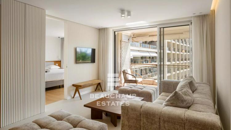 Vue mer & adresse d’exception – Appartement rénové, Cannes Croisette, 3 chambres, terrasse sur les jardins