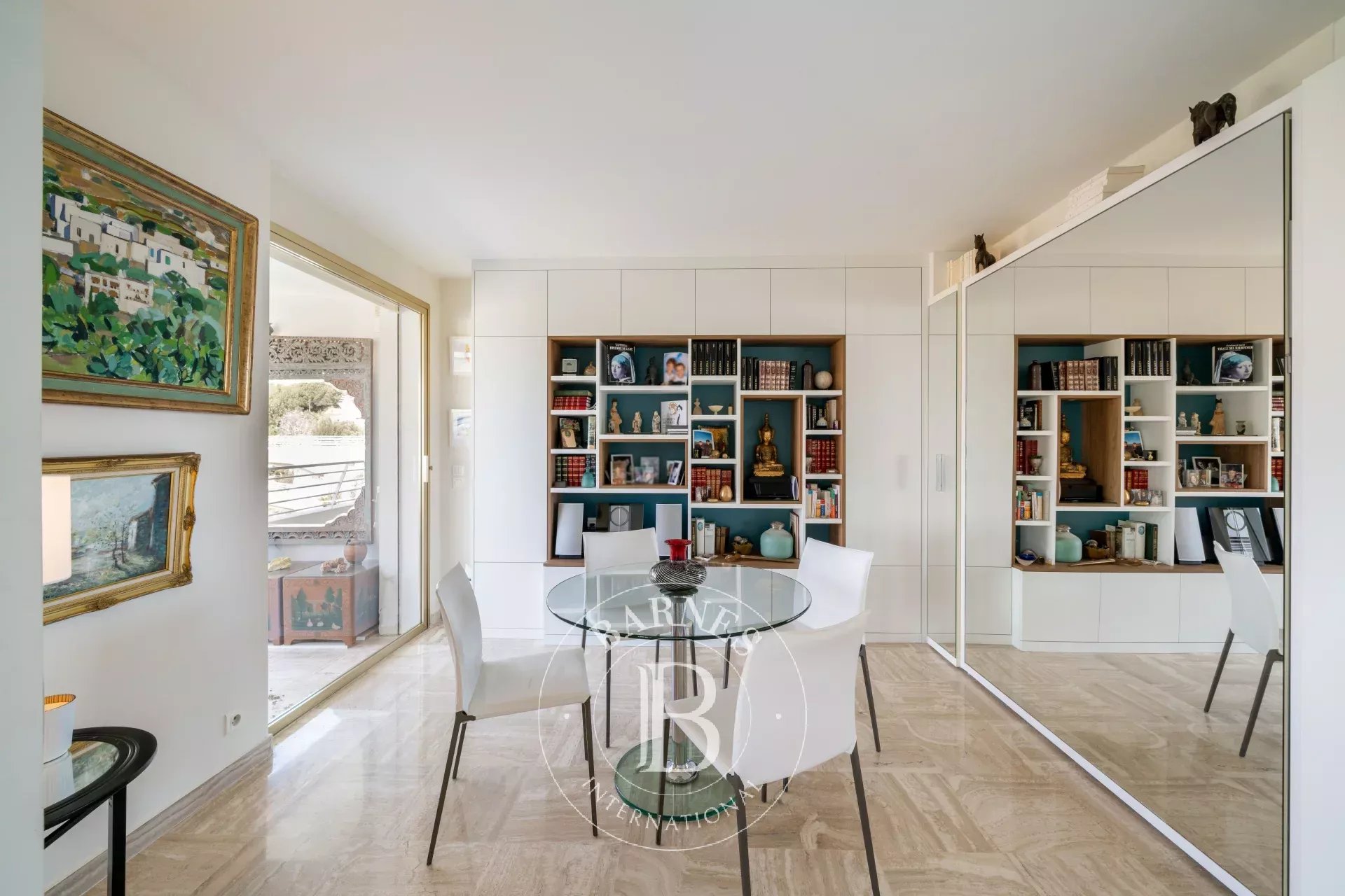 EXCLUSIVITÉ – CANNES BAS CROIX DES GARDES – VUE PANORAMIQUE MER – TERRASSE – 2 CHAMBRES