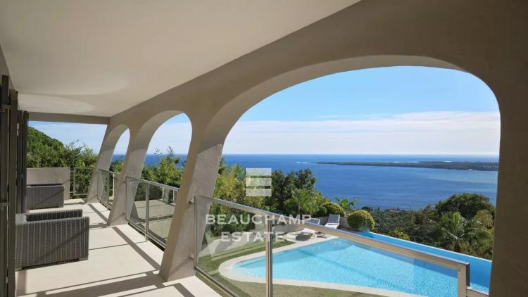 Villa contemporaine avec vue mer panoramique - Cannes