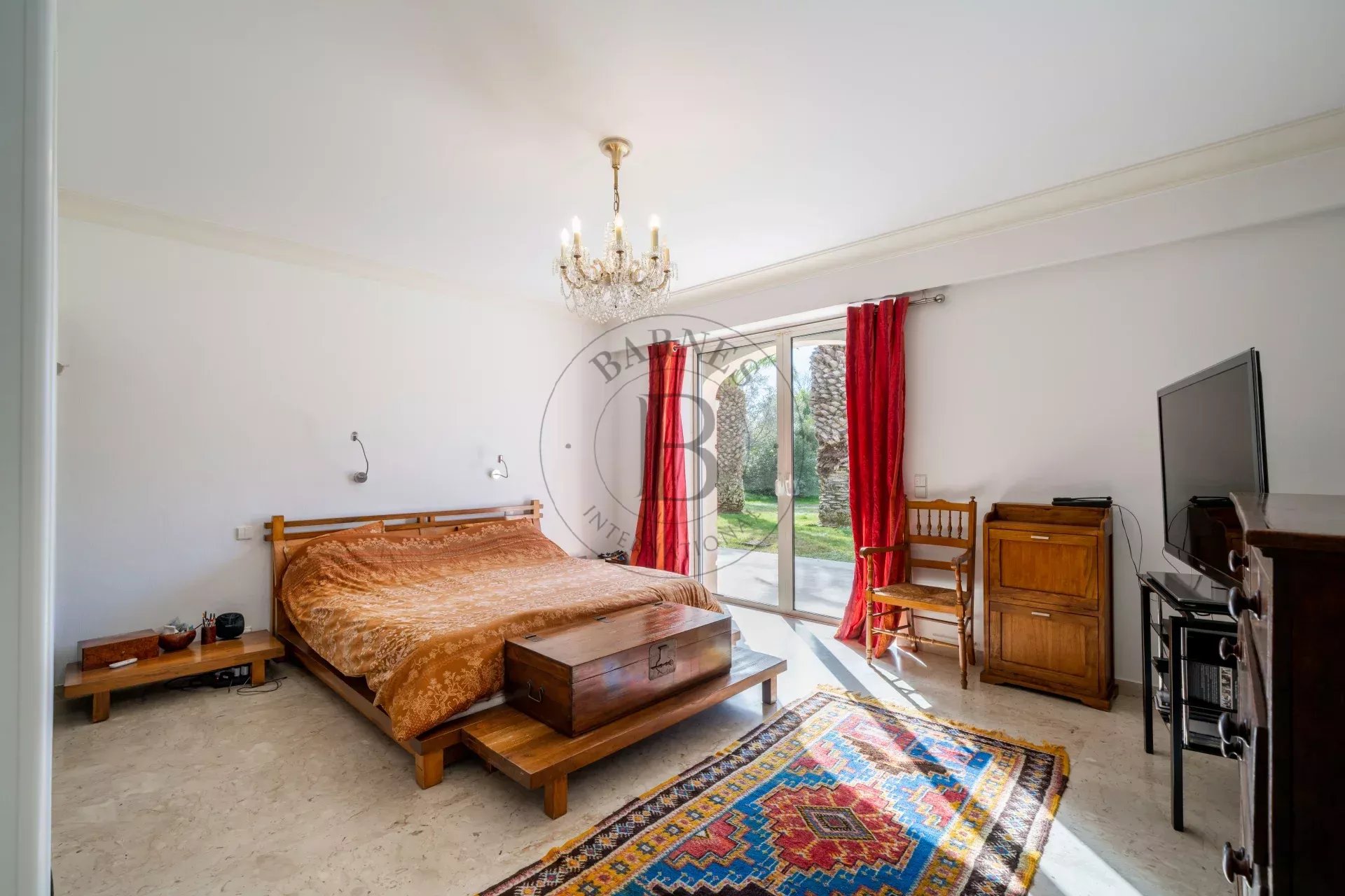 MOUGINS – SECTEUR RÉSIDENTIEL PREMIUM