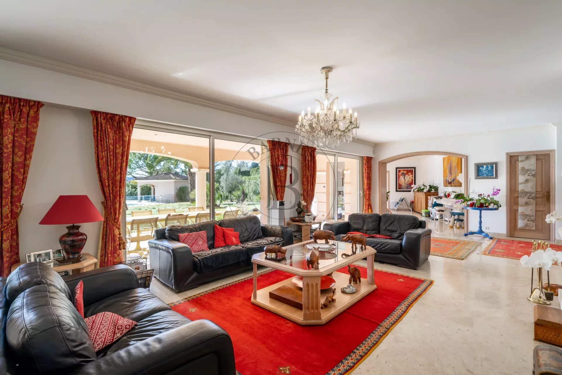 MOUGINS – SECTEUR RÉSIDENTIEL PREMIUM