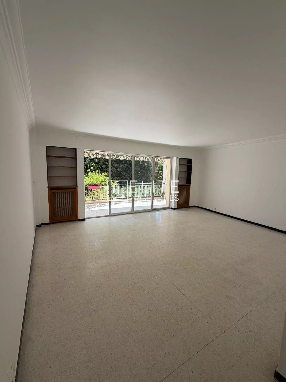 APPARTEMENT 3 PIÈCES DE 90 M² AVEC TERRASSE – LE CANNET