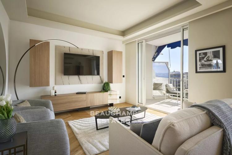 Appartement 3 chambres avec vue mer – Cannes Croisette