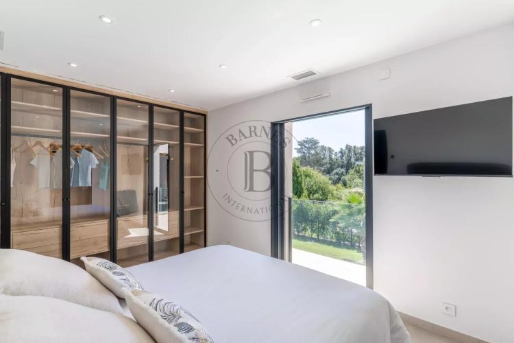MOUGINS - VILLA CONTEMPORAINE – 4 CHAMBRES