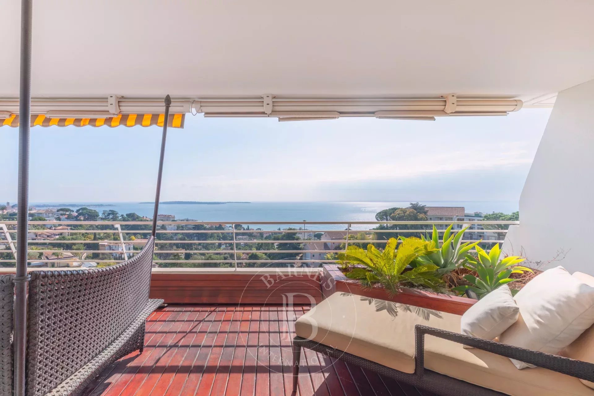 PENTHOUSE - CANNES - VUE MER PANORAMIQUE