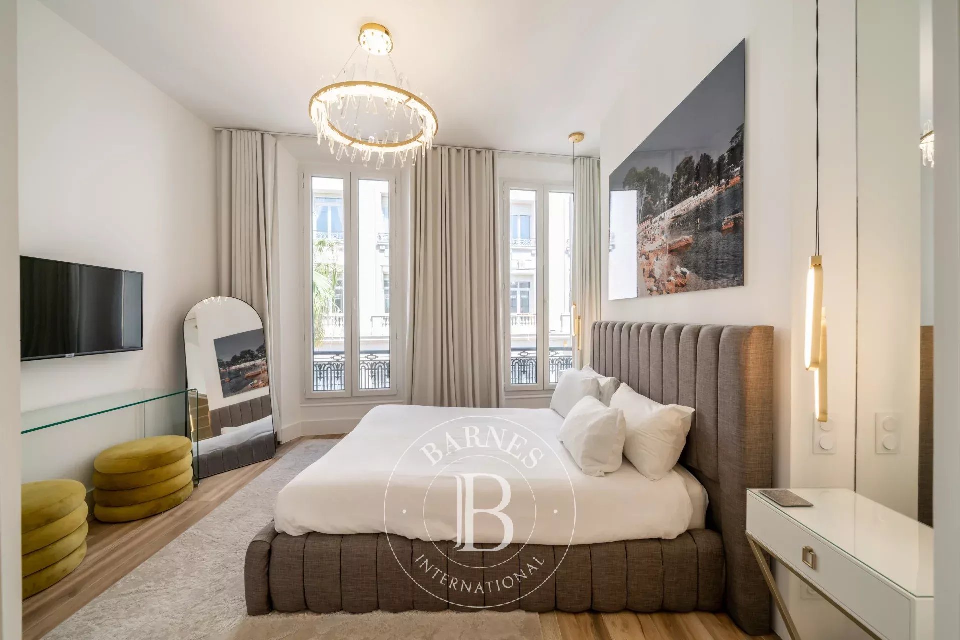 CANNES BANANE – À 150 M DE LA CROISETTE – APPARTEMENT CONTEMPORAIN – 3 CHAMBRES