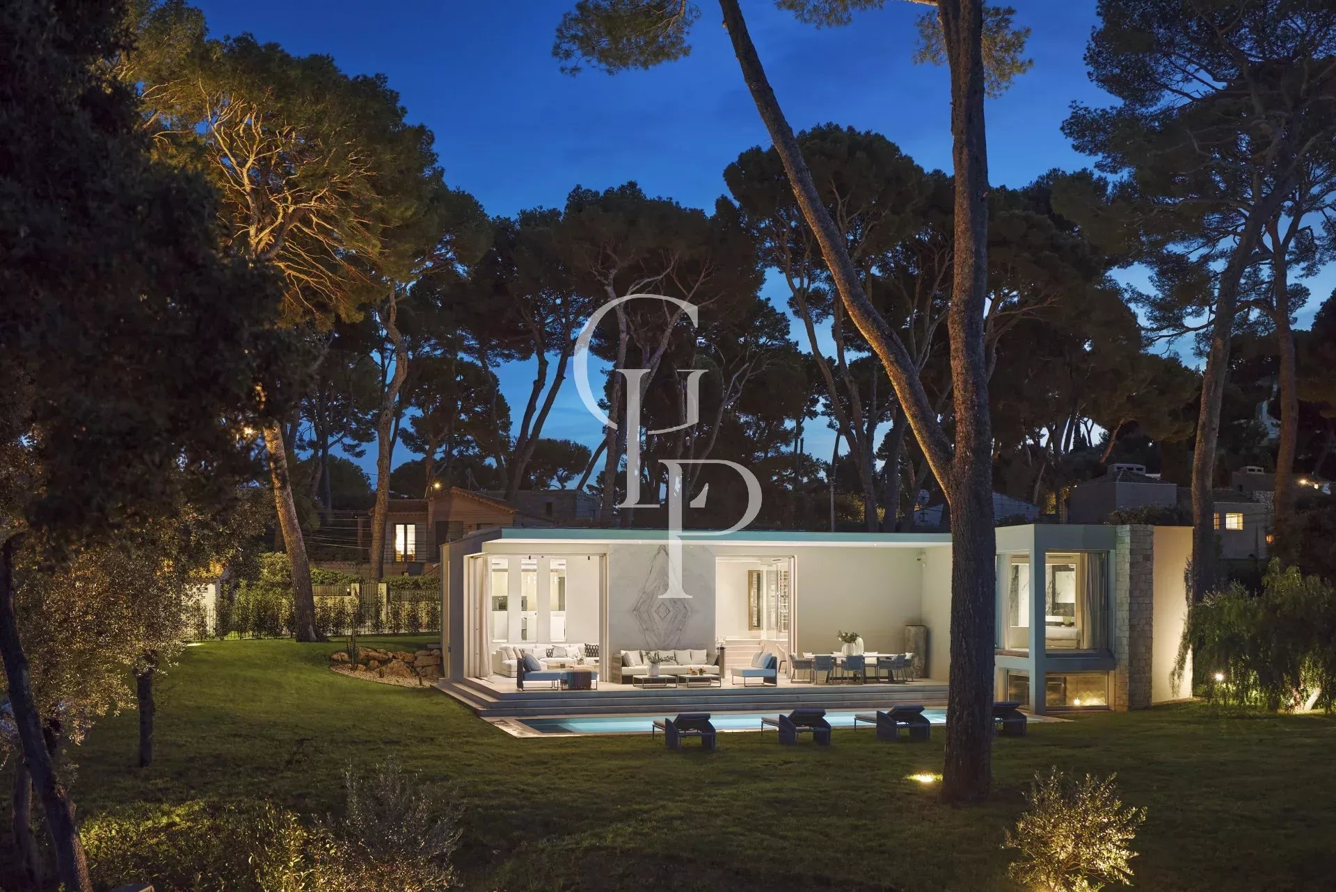 VILLA ROSY