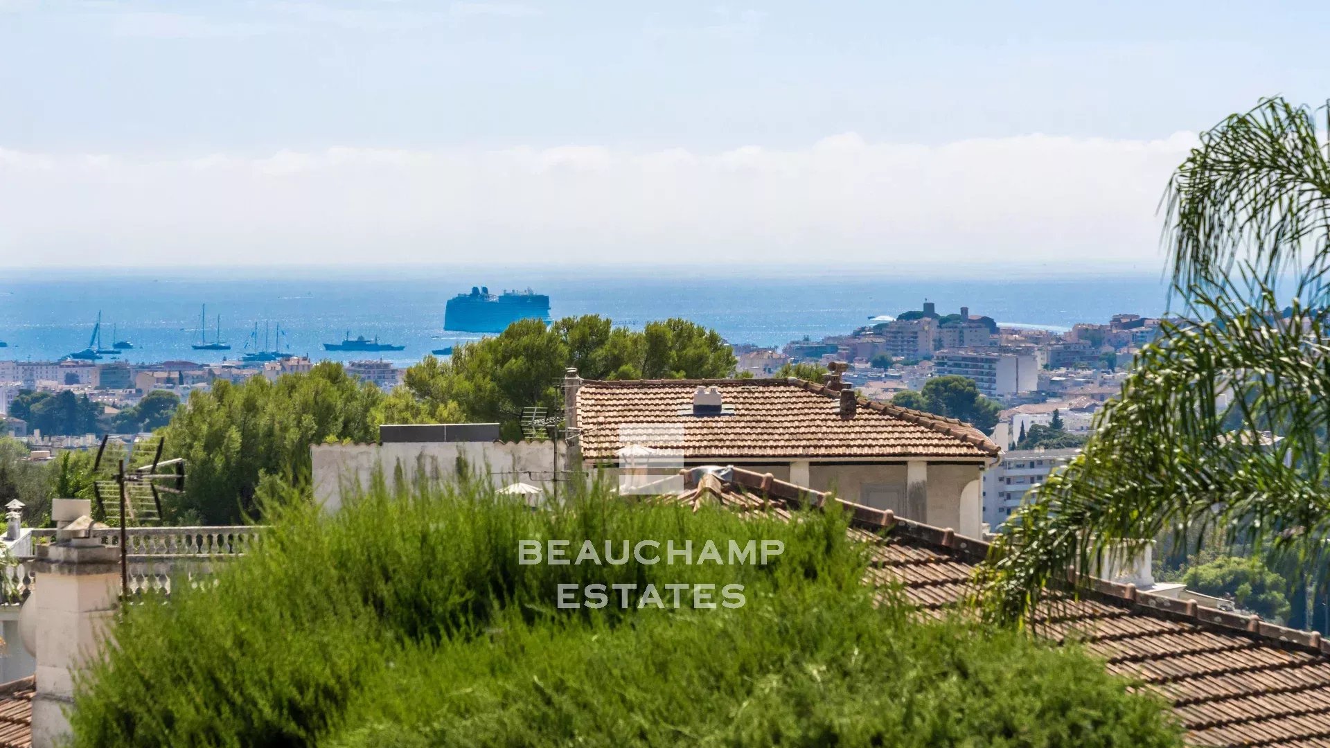 Appartement 2 chambres avec vue mer et terrasse  - Le Cannet
