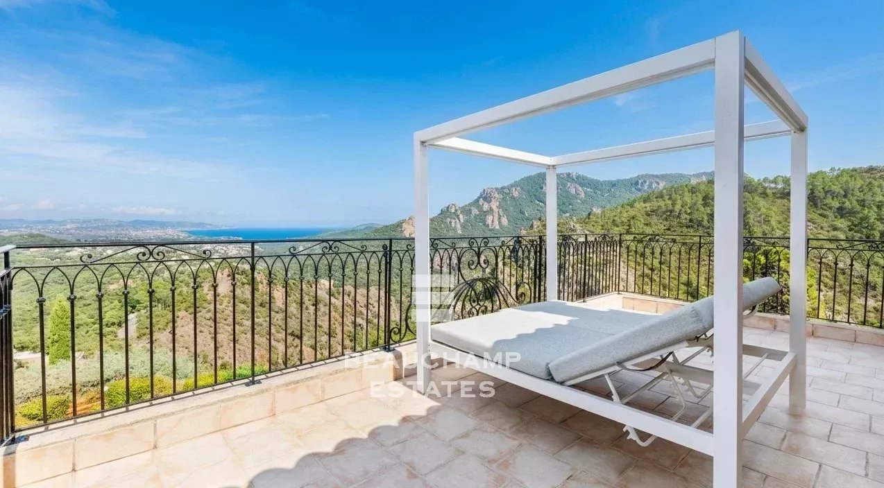 Villa provençale 3 chambres avec vue mer panoramique - Fréjus