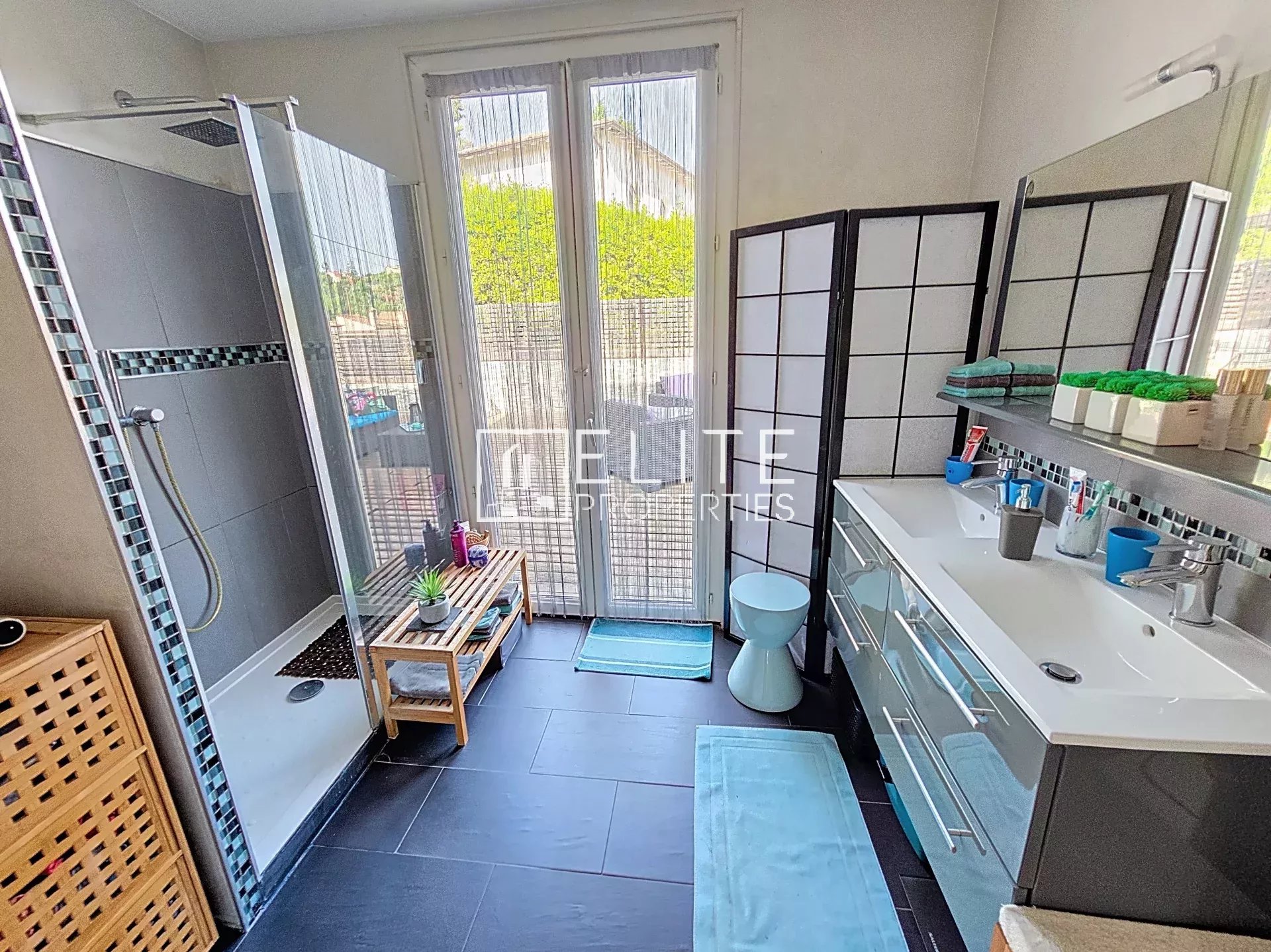MAISON 5 PIÈCES 112 m² – VUE MER & PISCINE – CANNES