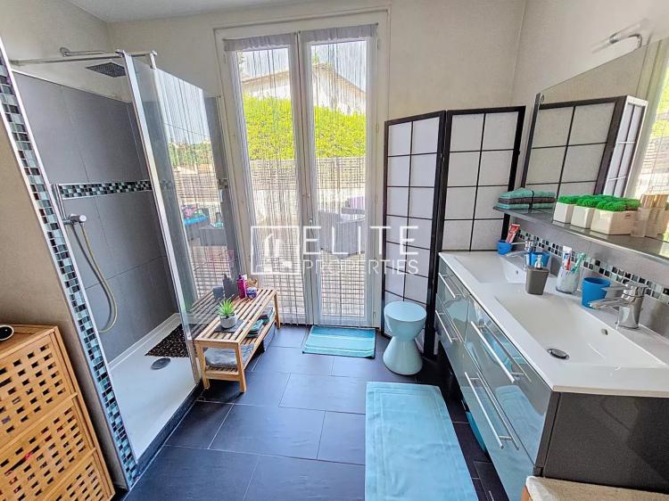 MAISON 5 PIÈCES 112 m² – VUE MER & PISCINE – CANNES