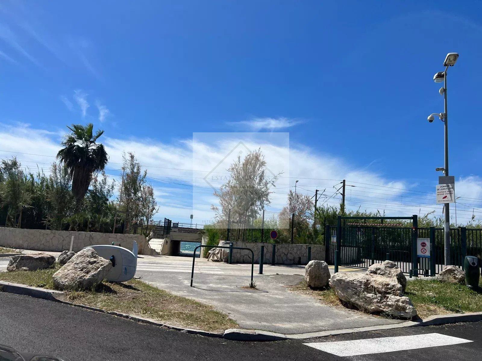 Appartement neuf proche plage à Juan-les-Pins – rare opportunité