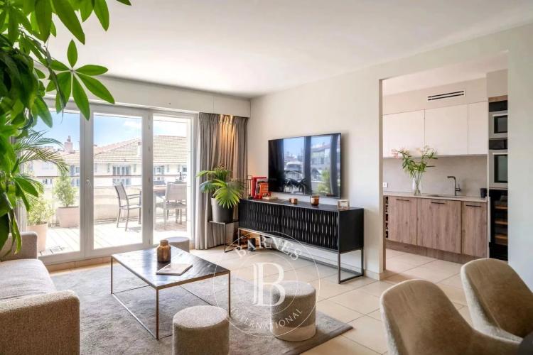 ANTIBES - 3 PIECES - VUE DEGAGEE