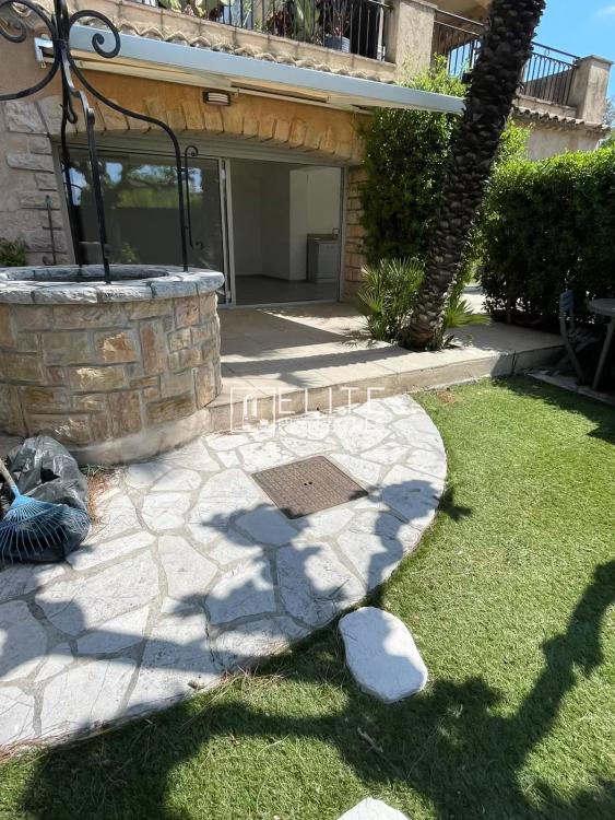 APPARTEMENT 3 PIECES 80m² + JARDIN + 2 PARKINGS MOUANS-SARTOUX