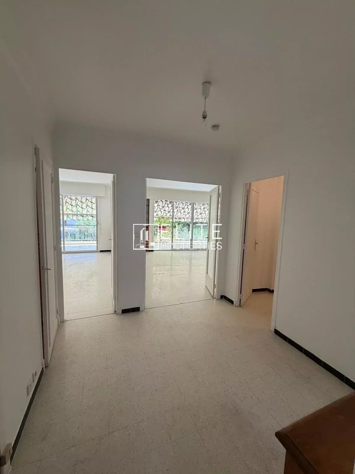 APPARTEMENT 3 PIÈCES DE 90 M² AVEC TERRASSE – LE CANNET