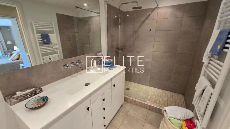 MAISON 5 PIÈCES DE 193 m² - MOUANS-SARTOUX CASTELLARAS