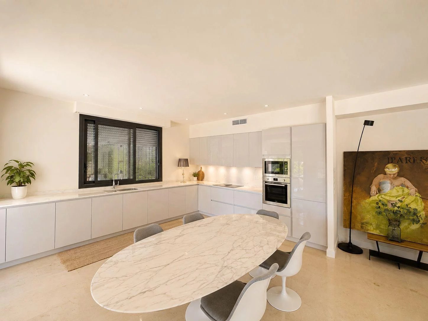 CANNES – MAISON BOURGEOISE – APPARTEMENT DE 165 m² – JARDIN PRIVATIF DE 260 m²