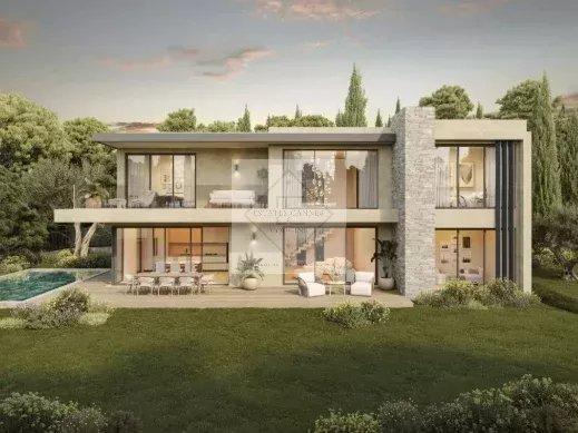 VILLA CONTEMPORAINE – EMPLACEMENT PRIME À MOUGINS