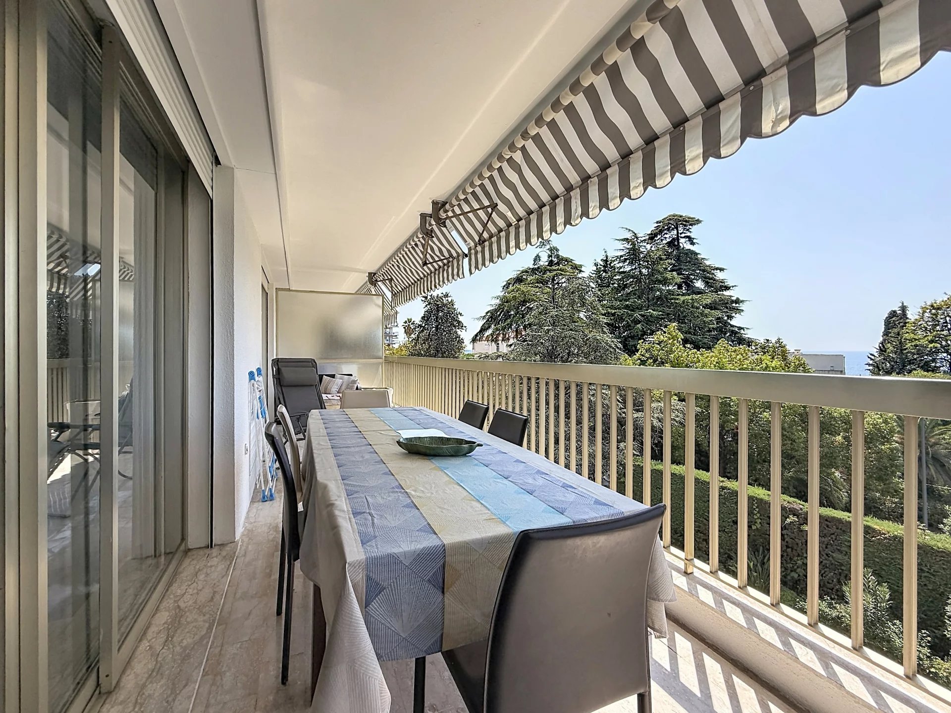 CANNES - BAS CROIX DES GARDES