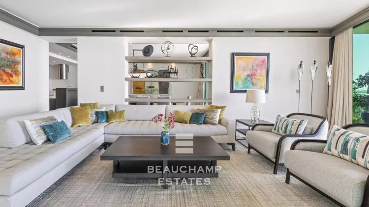 Co-exclusivité - Villa 6 chambres en front de mer - Cannes Palm Beach