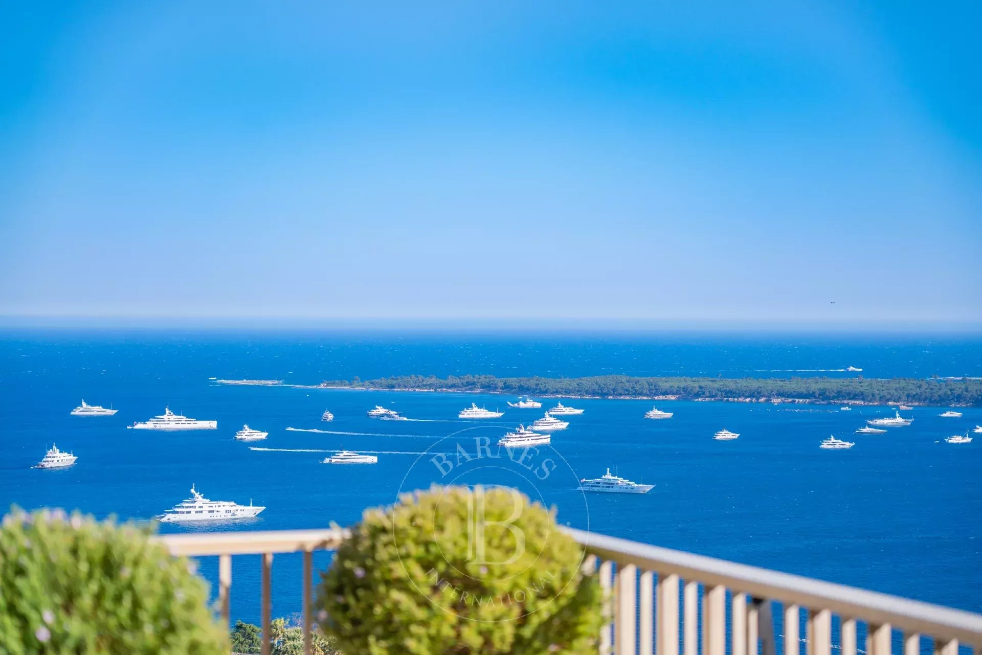 CANNES CALIFORNIE - VUE MER PANORAMIQUE - PISCINE - 4 PIECES