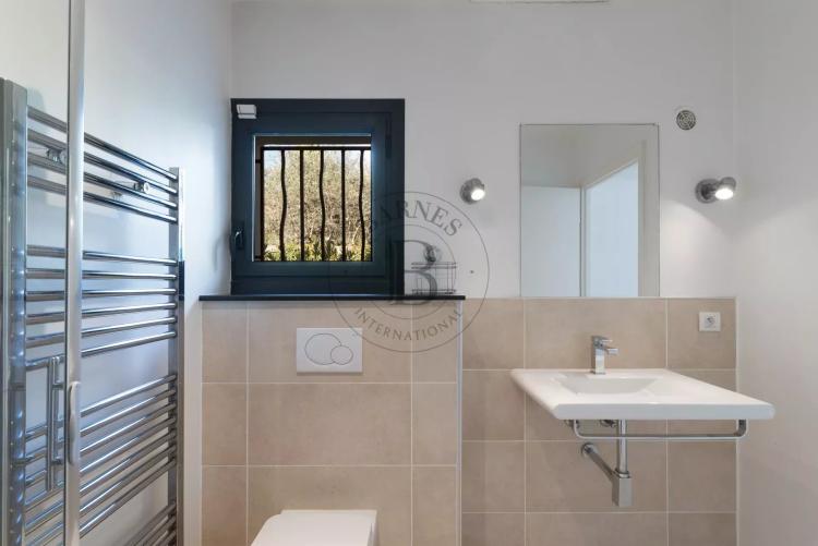MOUGINS – VILLA DE PLAIN-PIED