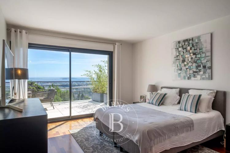MANDELIEU LA NAPOULE - VILLA CONTEMPORAINE 4 CHAMBRES - VUE MER PANORAMIQUE