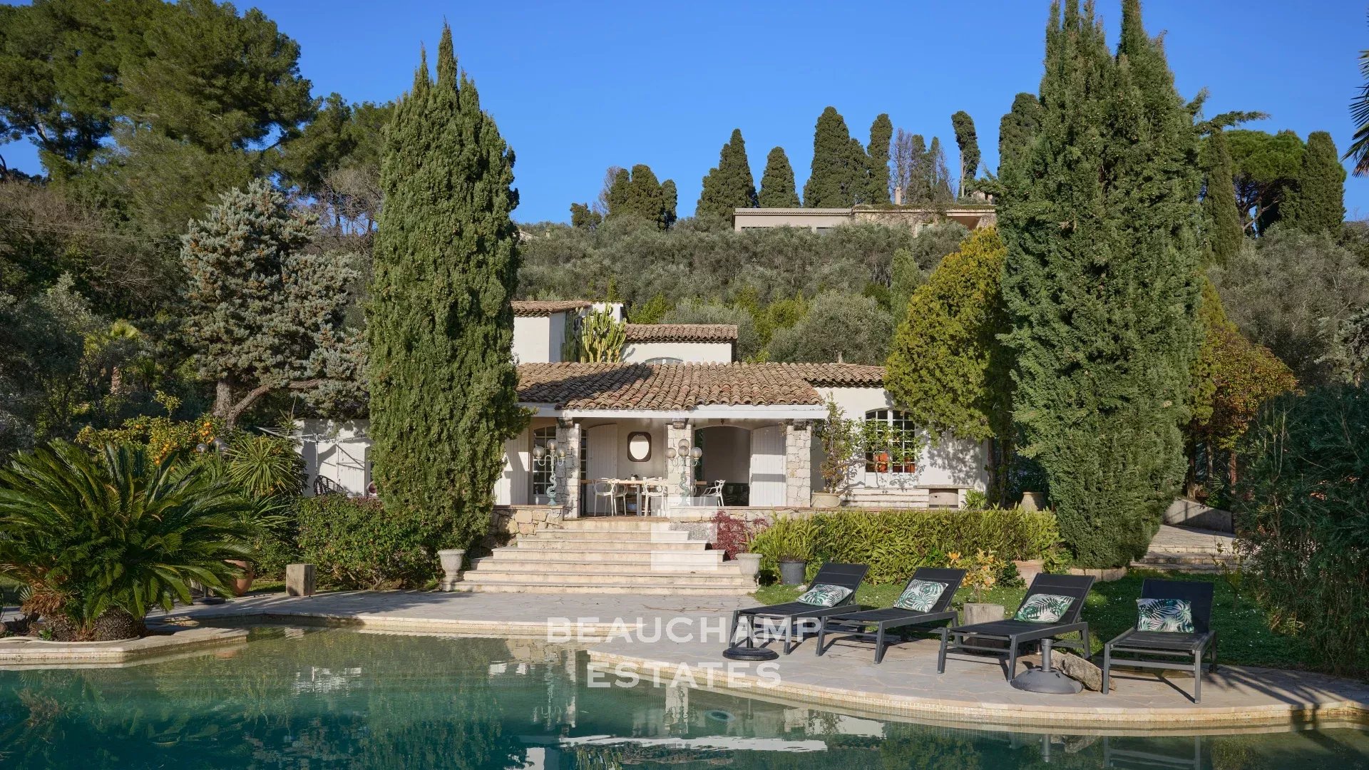 Villa provençale 6 chambres avec vue panoramique sur les collines de l’Esterel et la mer - Mougins