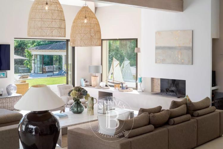 Valbonne - Luxueuse propriété familiale avec maison d'amis - A pied du village - 8 chambres