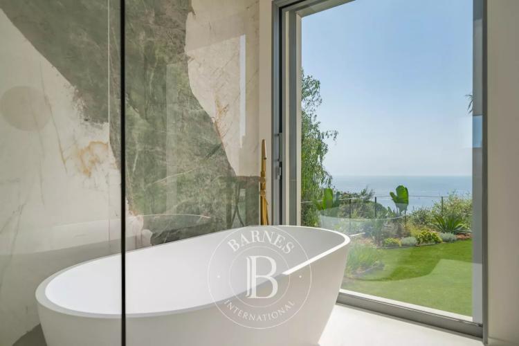 SUPER CANNES - VILLA CONTEMPORAINE NEUVE - VUE MER PANORAMIQUE SPECTACULAIRE