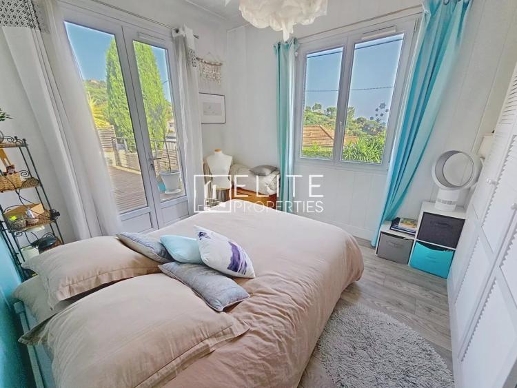 MAISON 5 PIÈCES 112 m² – VUE MER & PISCINE – CANNES