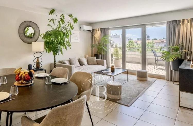 ANTIBES - 3 PIECES - VUE DEGAGEE