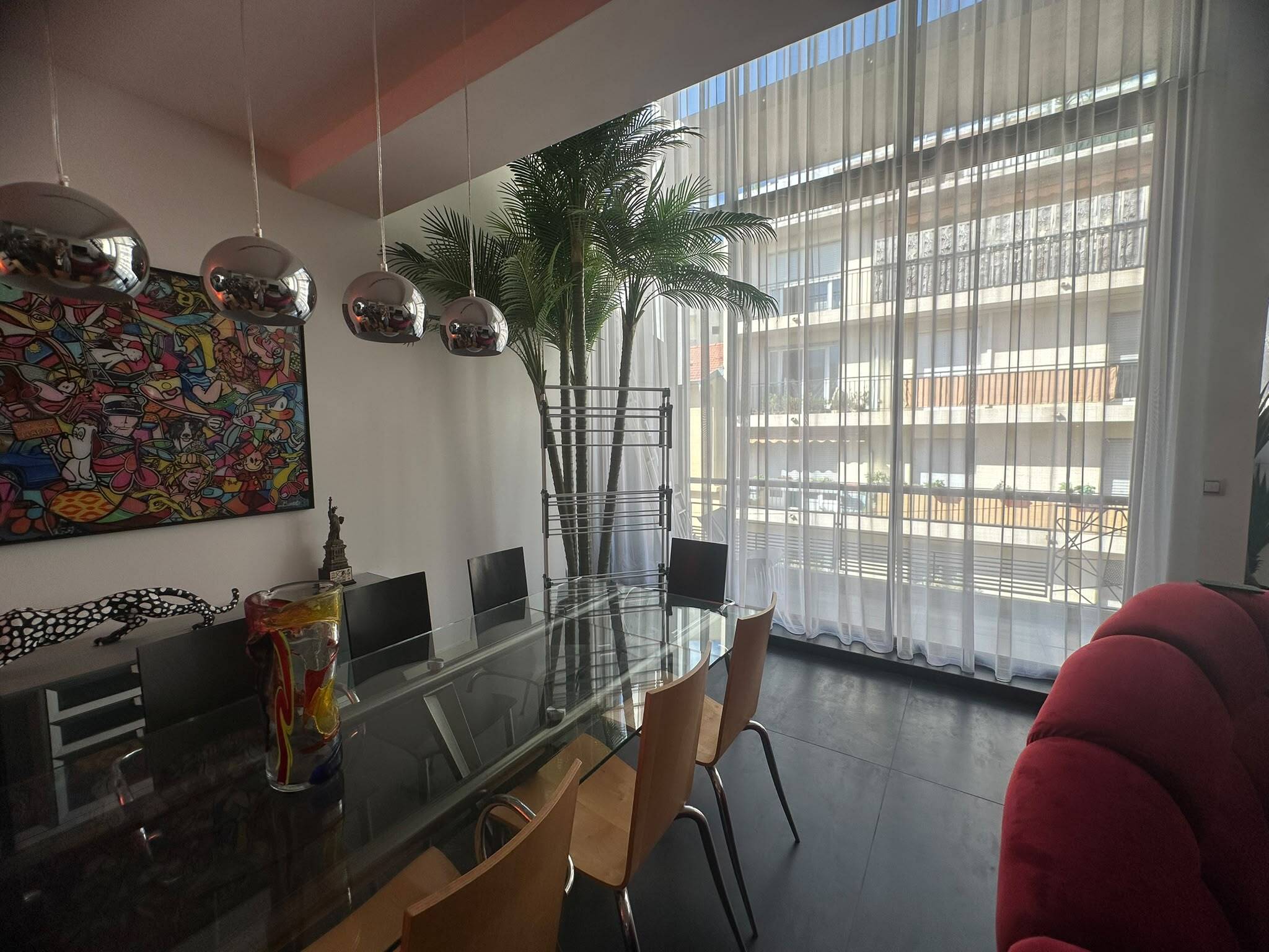 Antibes – Loft d’architecte de 210 m², trois terrasses et vue mer à 180°