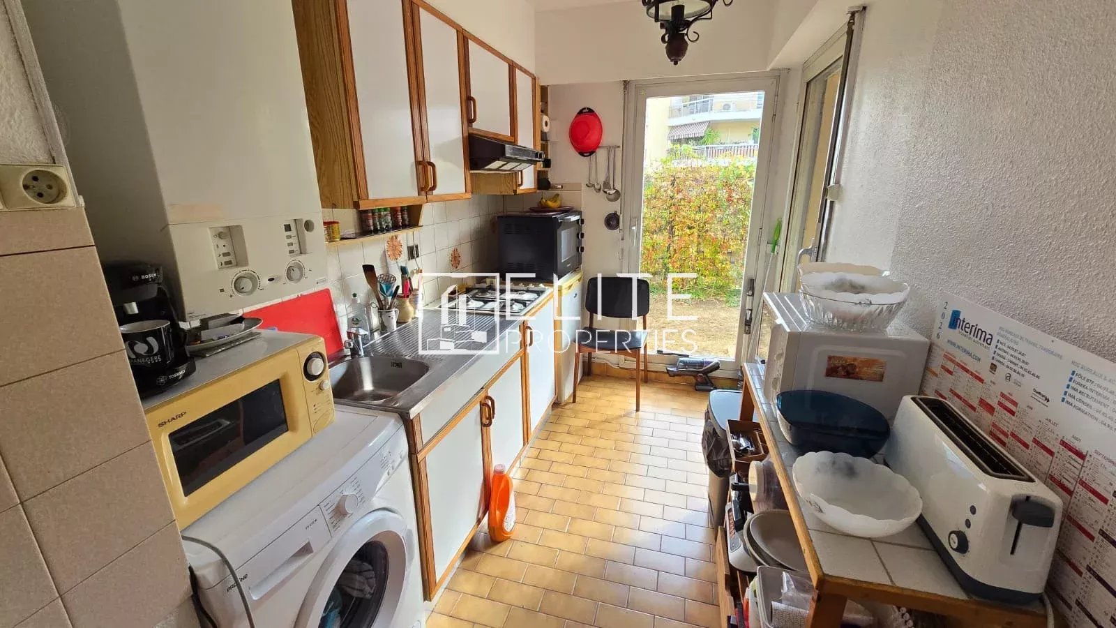 APPARTEMENT 2 PIÈCES 48 m² + TERRASSE & JARDIN – ANTIBES