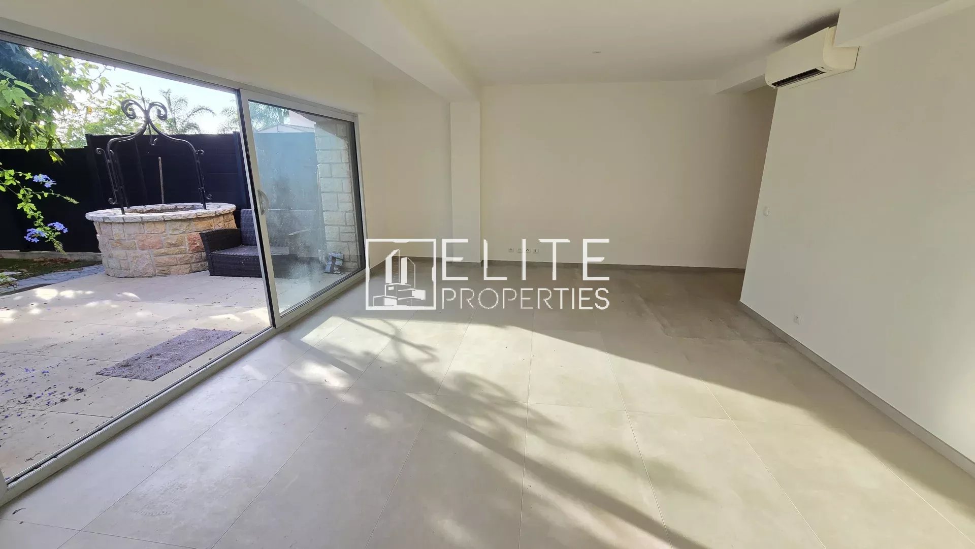 APPARTEMENT 3 PIECES 80m² + JARDIN + 2 PARKINGS MOUANS-SARTOUX