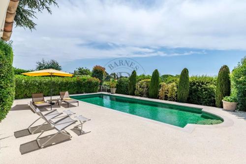 LA ROQUETTE-SUR-SIAGNE – VILLA FAMILIALE RÉNOVÉE – APERÇU MER