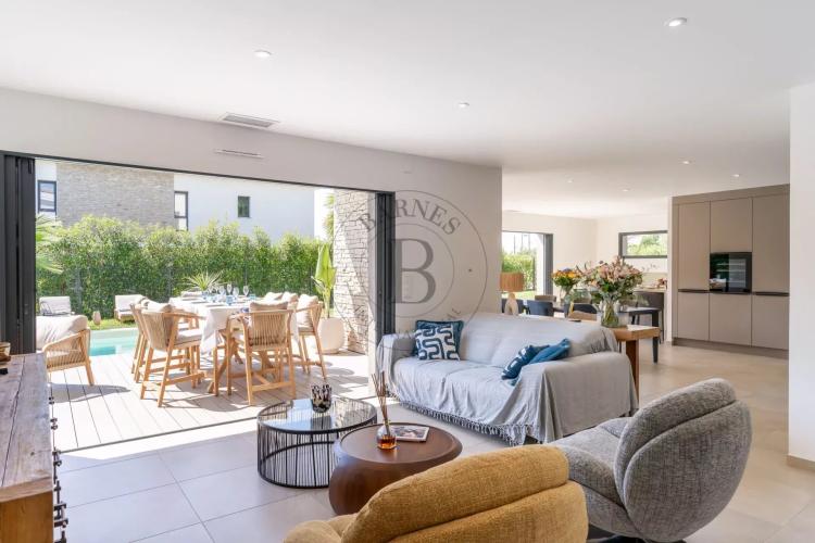 MOUGINS - VILLA CONTEMPORAINE – 4 CHAMBRES