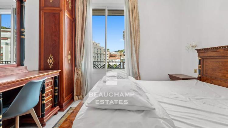 À deux pas de la Croisette – Appartement familial, Cannes, 4 chambres, volumes généreux & cave