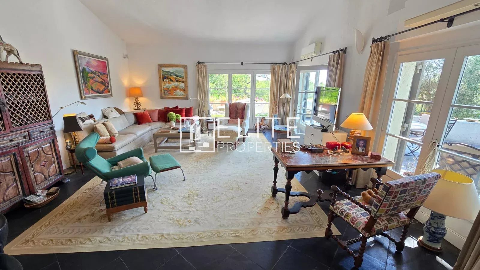 MAISON 5 PIÈCES DE 193 m² - MOUANS-SARTOUX CASTELLARAS