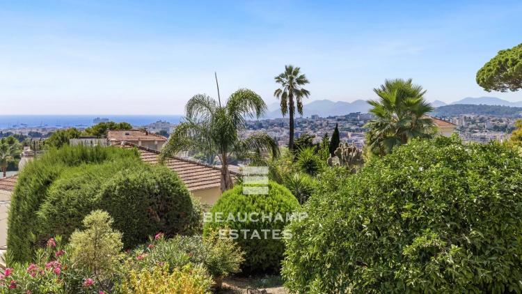 Appartement 2 chambres avec vue mer et terrasse  - Le Cannet