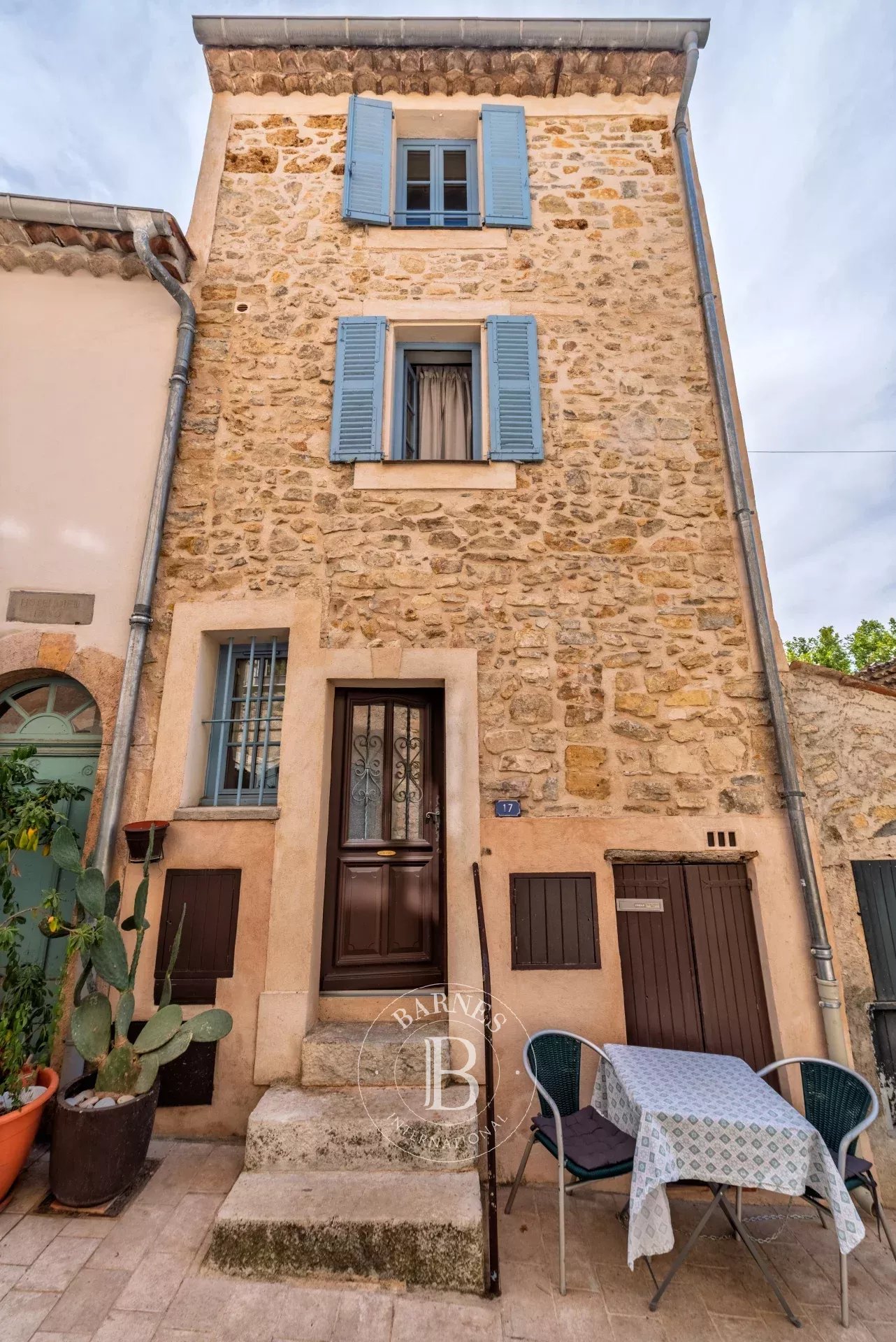 Valbonne - Authentique maison de village rénovée