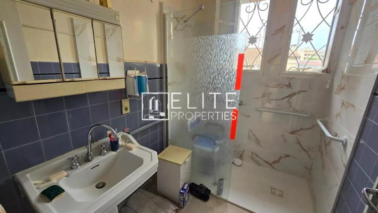 MAISON 6 PIÈCES - 2 APPARTEMENTS 3 PIÈCES + GARAGE – JUAN-LES-PINS