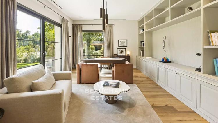 Exclusivité - Domaine fermé de 12 chambres  avec piscine  - Valbonne