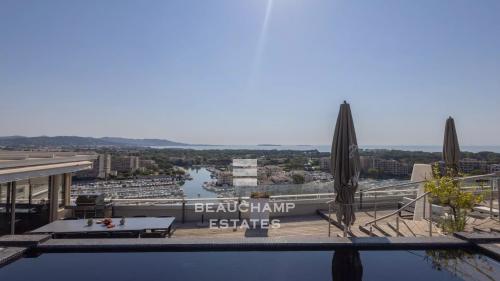 PENTHOUSE - VUE MER PANORAMIQUE